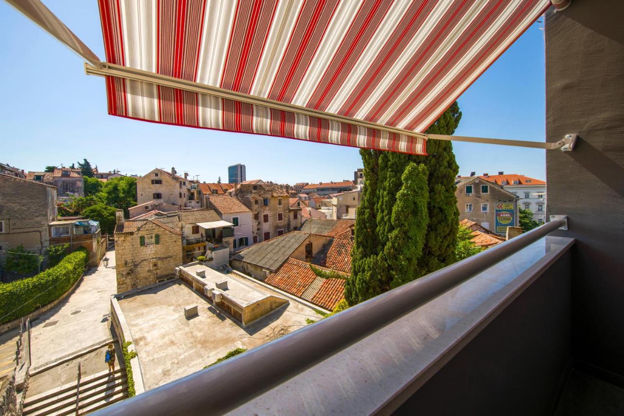 Split Central Luxury Studios Екстер'єр фото